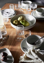Cargar imagen en el visor de la galería, Dinner plate Ceto Ø27,5 - Soft grey
