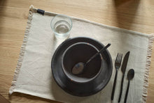 Cargar imagen en el visor de la galería, Cutlery Uta - Silk Matt Black - 16 pcs.
