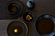 Cargar imagen en el visor de la galería, Dessert plate Ceto Ø22 - Anthracite
