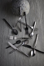 Cargar imagen en el visor de la galería, Cutlery Uta - Silk Matt Black - 16 pcs.
