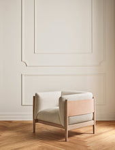 Cargar imagen en el visor de la galería, Dive Armchair
