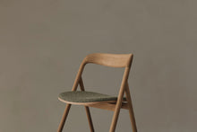 Cargar imagen en el visor de la galería, Fenri Dining Chair
