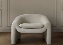 Cargar imagen en el visor de la galería, Mielo Armchair
